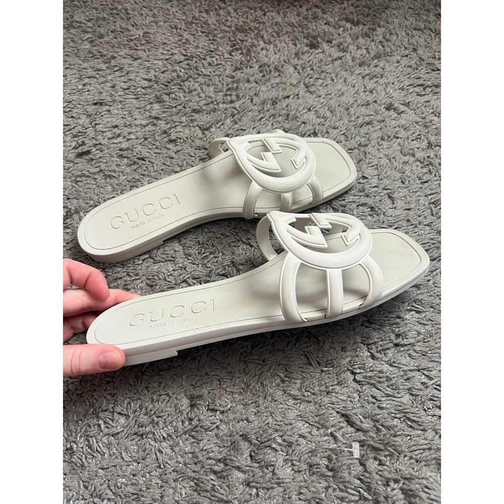 Gucci Palma Rubber Sandals in White Size 37 - Picture 6 of 9